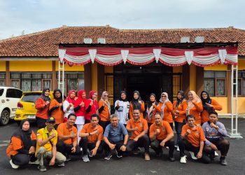 Kemeriahan Lomba 17 Agustus di Kantor Kecamatan Ciwaru