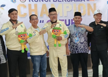 Camat Ciwaru Sumbang 2 Medali Emas, Kuningan Juara Umum Catur di Porsenitas XII Indramayu 2025
